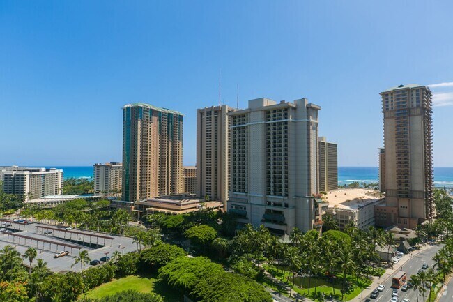 Building Photo - Canterbury Place - Fully renovated with hi... Unit 20C Rental