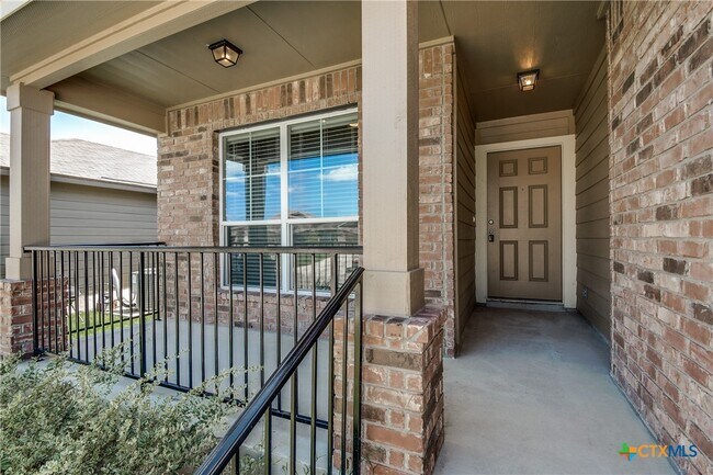 Photo - 1041 Lauren St