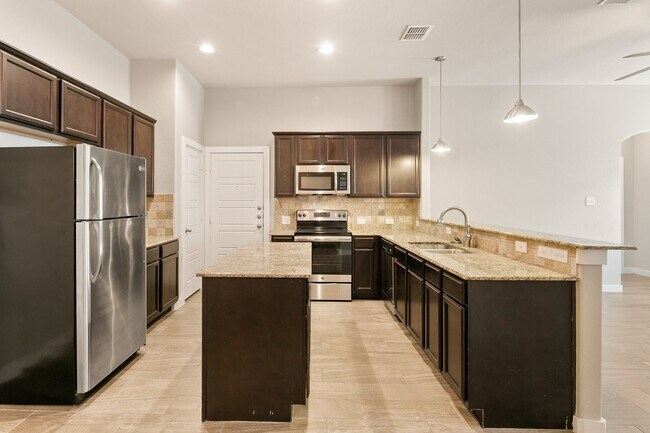 Photo - Beautiful 3 Bedroom Duplex Located in New Braunfels, Texas!