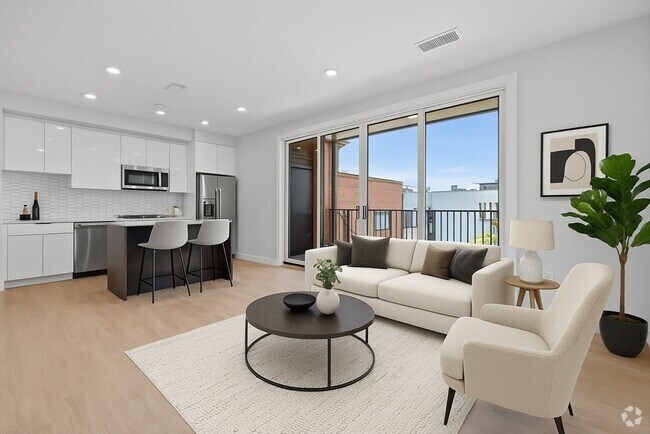Building Photo - 277 Border St Unit PH502 Rental