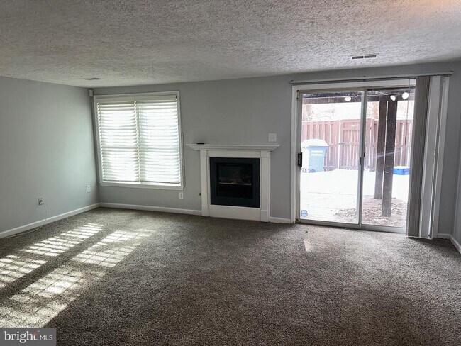 Photo - 7809 Koopman Ct