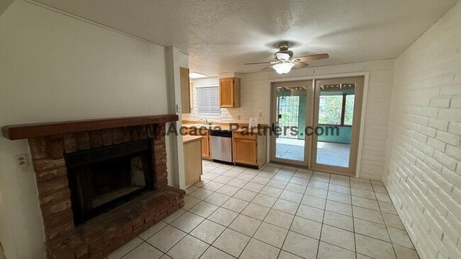 Photo - Eastside 3 Bedroom 2 Bath