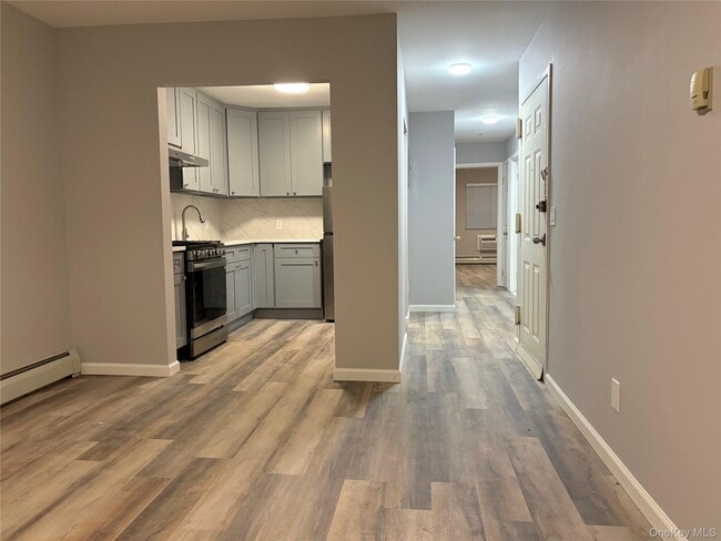 Photo - 43-71 161st St Unidad 3 FL