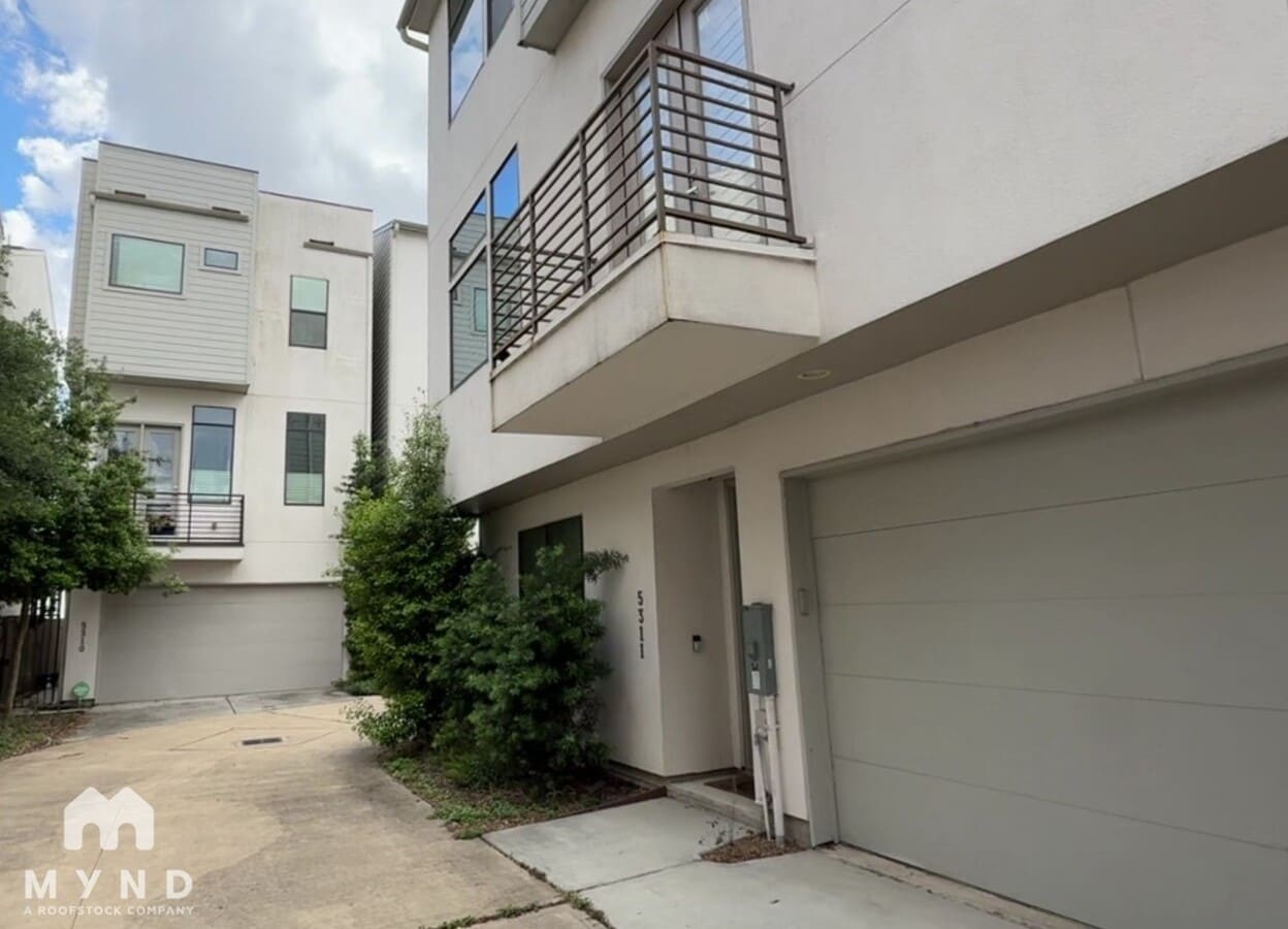 Photo - 5309 Inker St