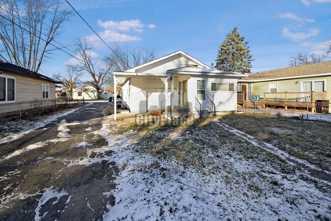 Photo - 2153 Wallace Ave