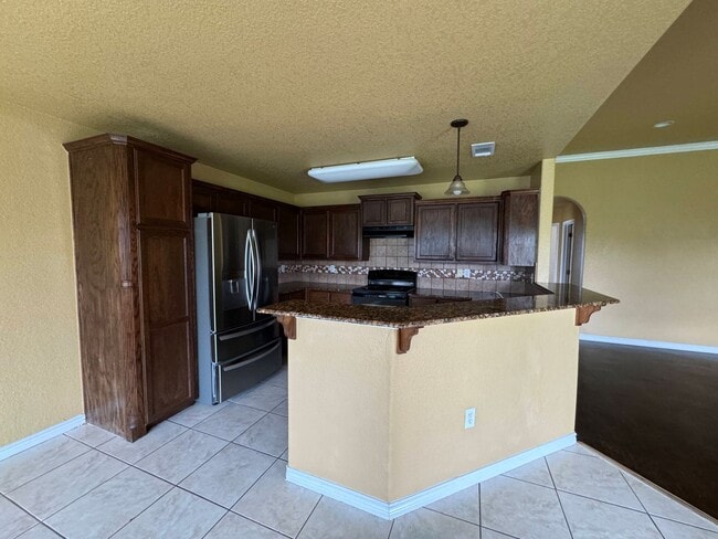 Photo - 9600 Diana Dr