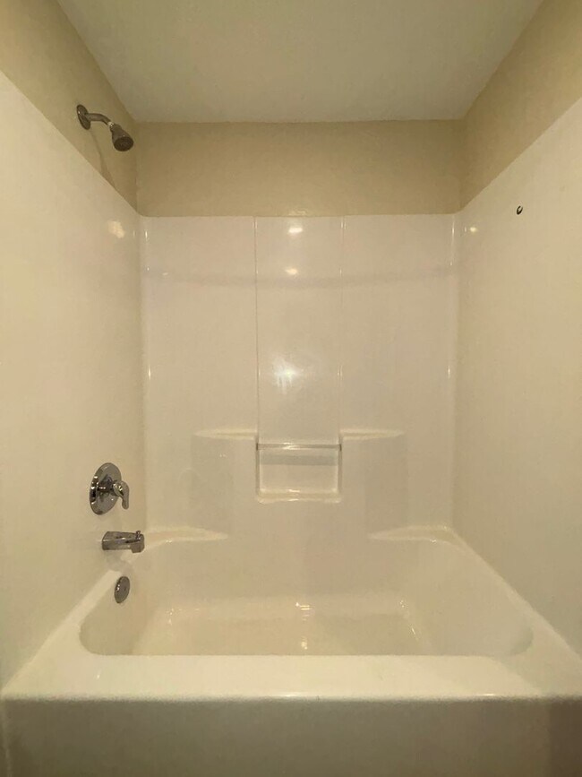 Photo - Large One Bedroom One bath Loft Apartment ... Unidad 229