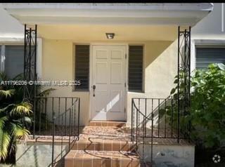 Building Photo - 420 Malaga Ave Unit 3 Rental