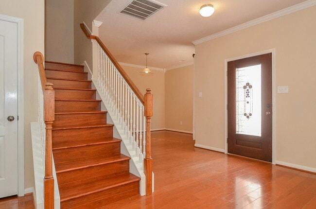 Photo - 2410 Crossmill Ln