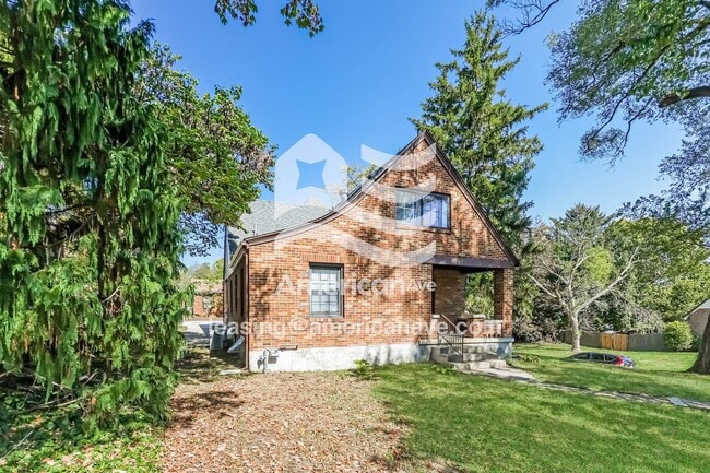 Photo - 297 E Melford Ave