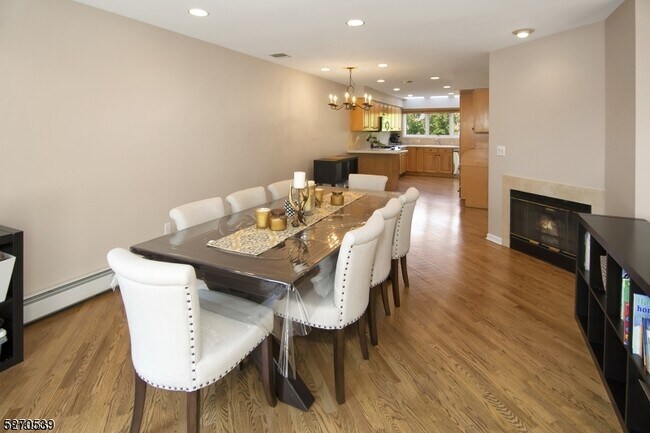 Photo - 42 Schindler Terrace