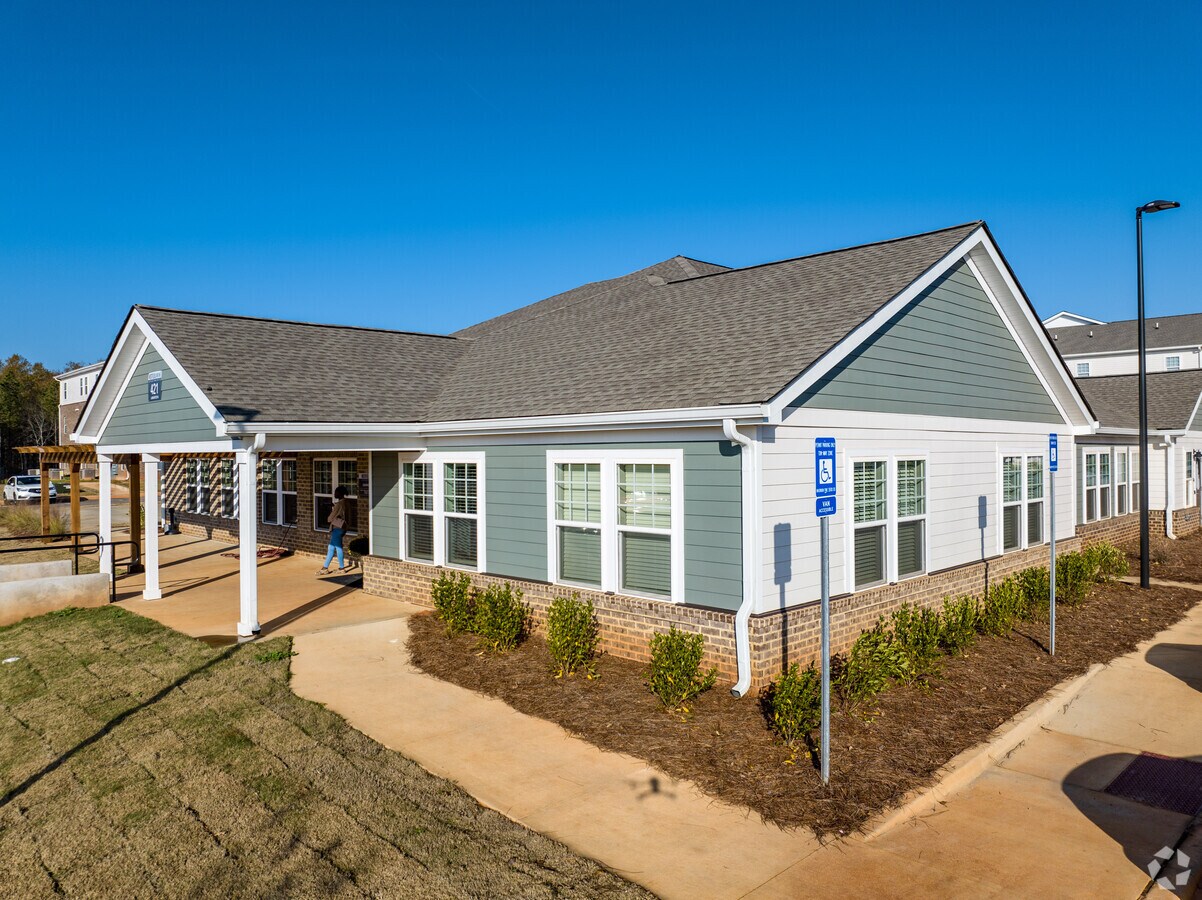 Photo - Westfield Landing Apartments