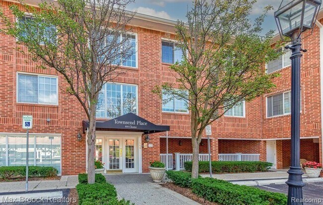 Photo - 444 Chester St Unidad 405