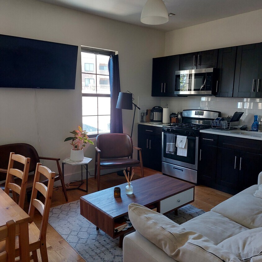 Photo - 118 Kingsland Ave (Brooklyn, NY)