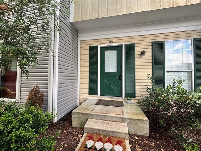 Building Photo - 605 Wedgewood Way Rental