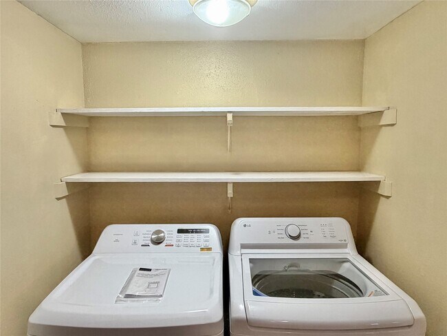 Photo - 5800 Lumberdale Rd Unit 86