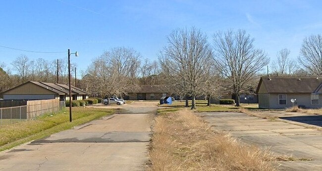 Photo - 620 W Admiral Doyle Dr Unit #620