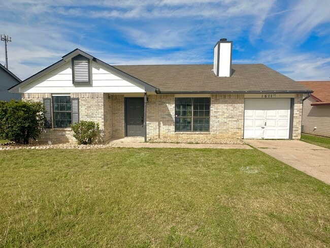 Photo - NEW IN MANAGEMENT - AVAILABLE NOW!