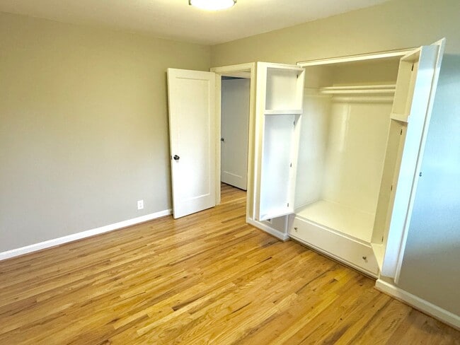 Photo - Rose City Park Neighborhood Quintessential Ranch Home on Corner Lot with Huge Basement, Fenced Ya...