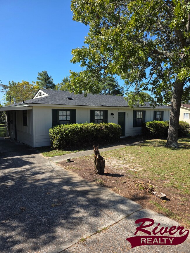 Photo - 3-Bed, 2-Bath Home in South Augusta - Larg...