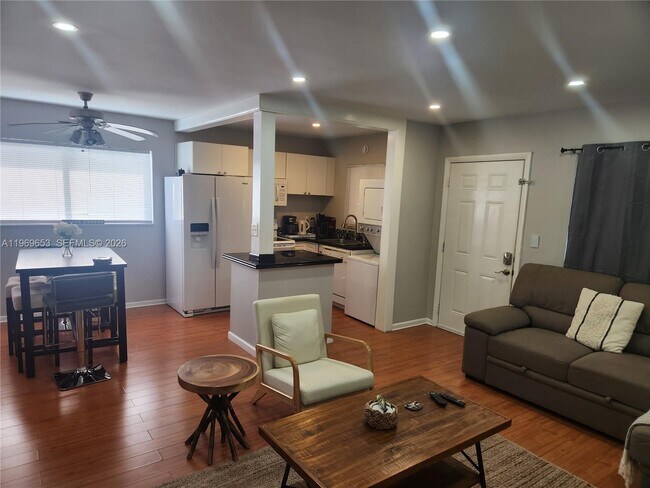 Photo - 3050 NE 5th Terrace Unit 10