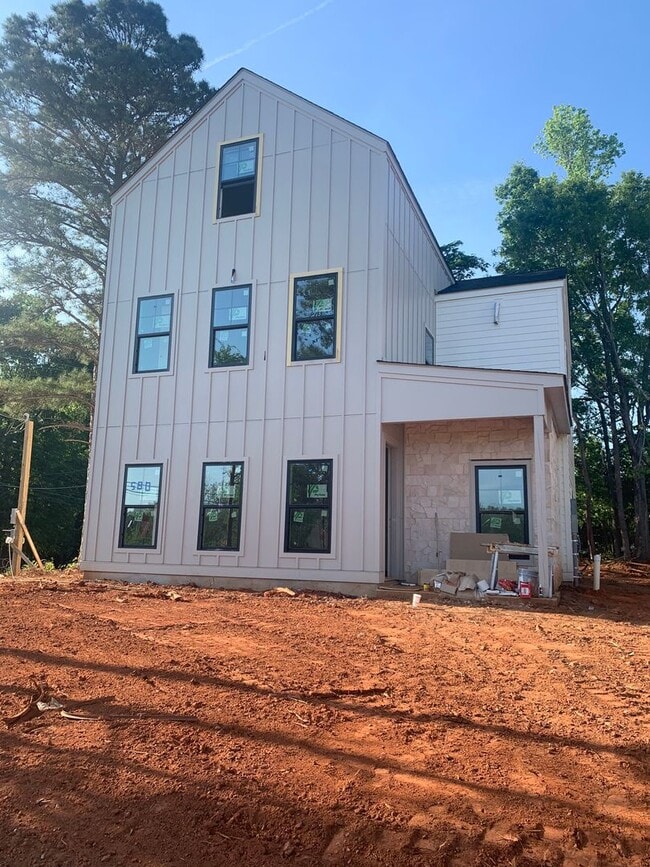 Awesome New Construction 5BR House Close t... - Awesome New Construction 5BR House Close t...
