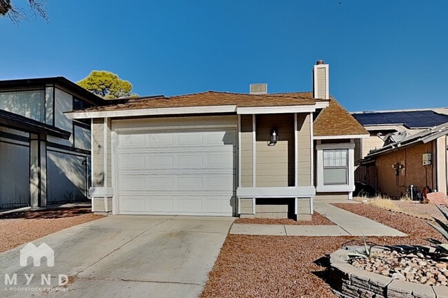 Building Photo - 4336 N Fox Point Dr
