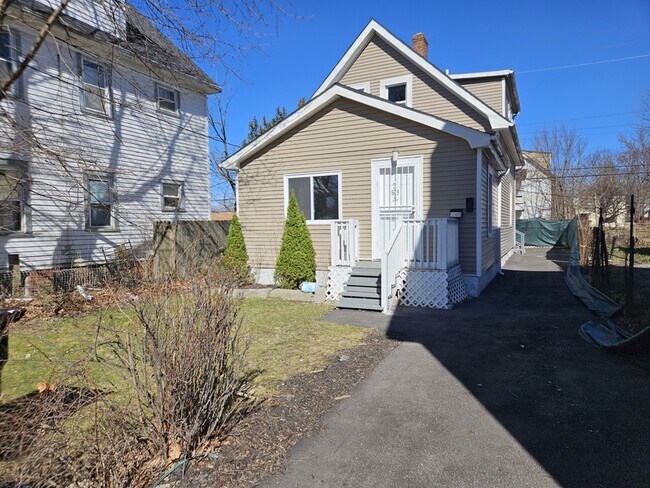 Building Photo - 12405 Signet Ave