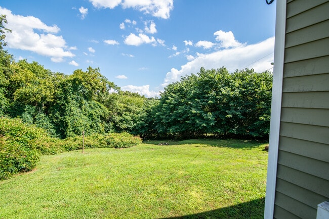 Photo - 183 Clark St