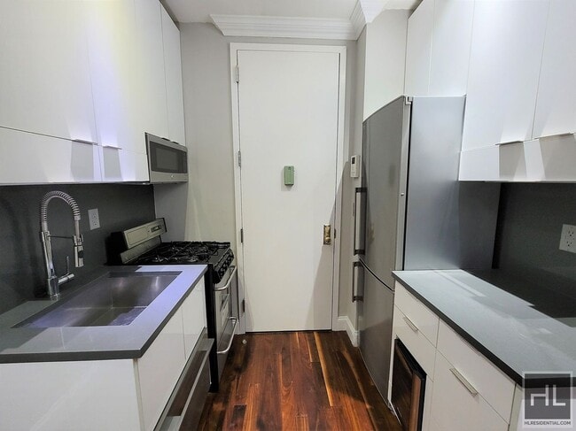 Photo - East 50th Street Unit 2B