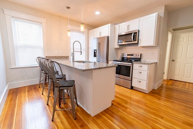 Photo - 22 Dearborn St Unit 2