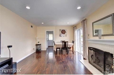 3 br, 2 bath House - 1440 E Willow St - 3 br, 2 bath House - 1440 E Willow St