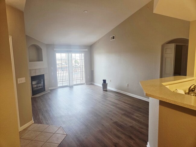 Living Room - 7440 S Blackhawk St Unit 11306