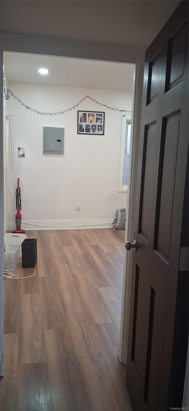 Photo - 114-50 Sutphin Blvd