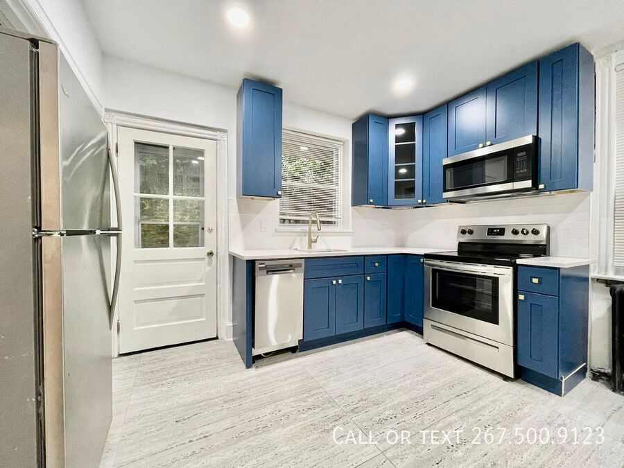 Photo - Large 6BR/2 BA house in Prime location. Wa...