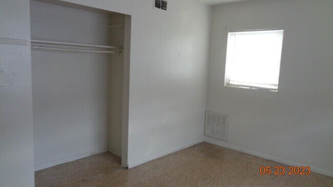 Photo - 2 Bed/ 1.5 Bath Home with Bonus Room