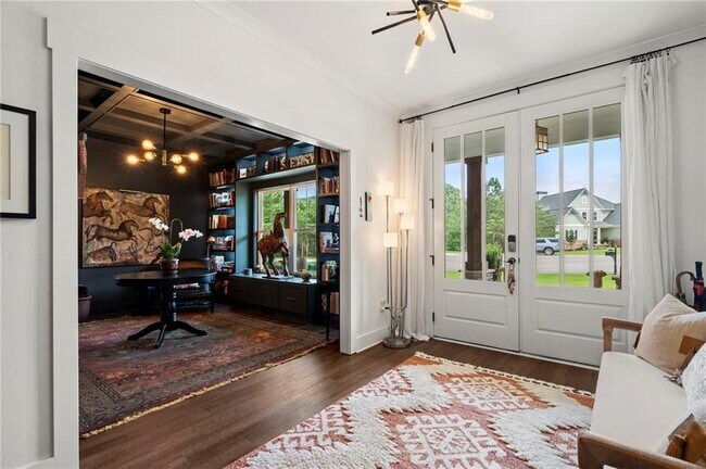 Photo - 175 STONELEDGE TRCE N