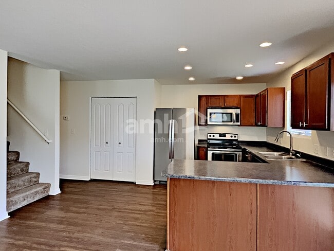 Photo - 3792 Tumwater W Dr