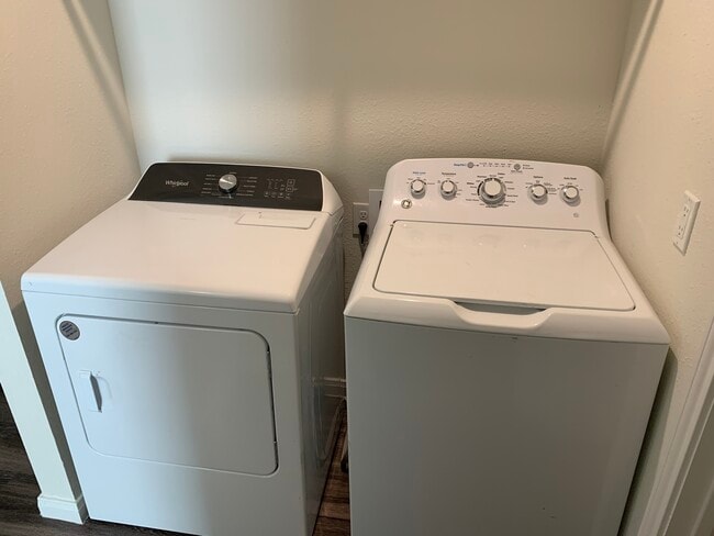 Photo - 1357 Beech St