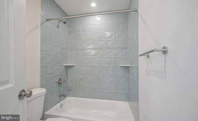 Photo - 1702 N Gratz St