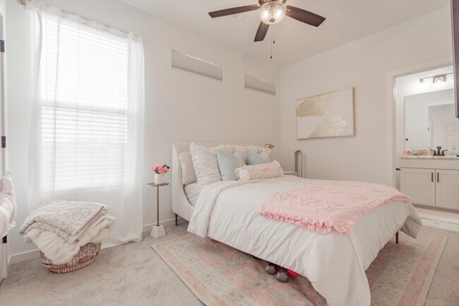 Photo - 2119 Parnell Dr