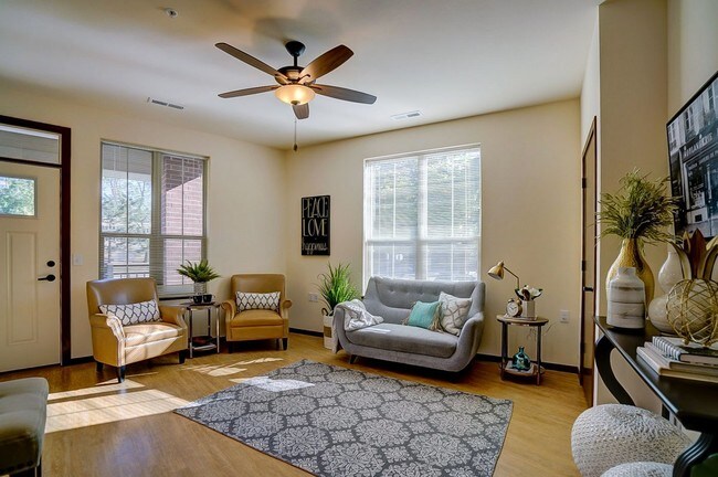 Allen- Living Area