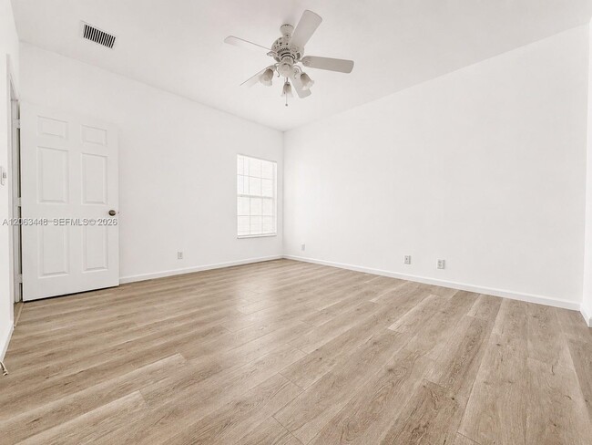 Photo - 12572 Shoreline Dr Unit 107