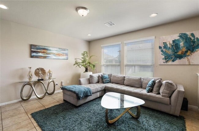 Photo - 105 Cypress Bend Ct