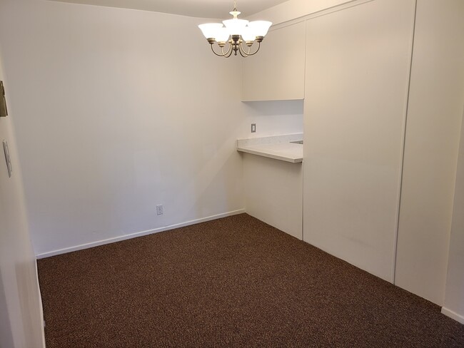 Comedor - 440 Veteran Ave Unidad 405