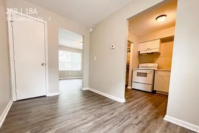 Photo - 160 Landings Dr Unit 3