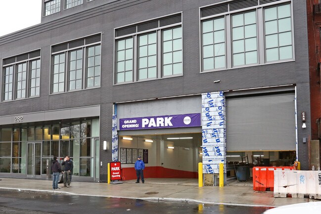 Photo - The Williams