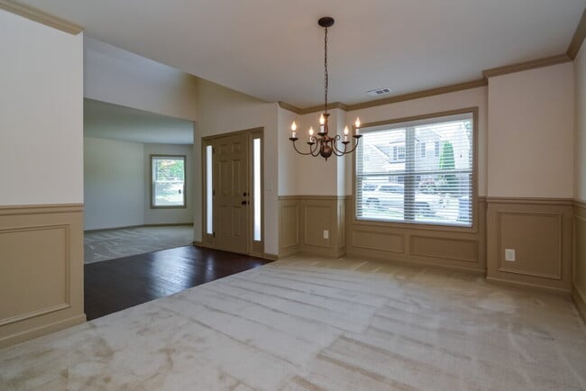 Photo - 2486 Peach Shoals Cir