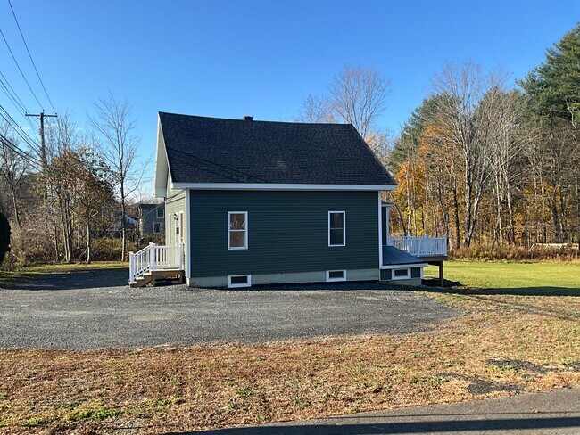 Photo - 450 Riverside Dr