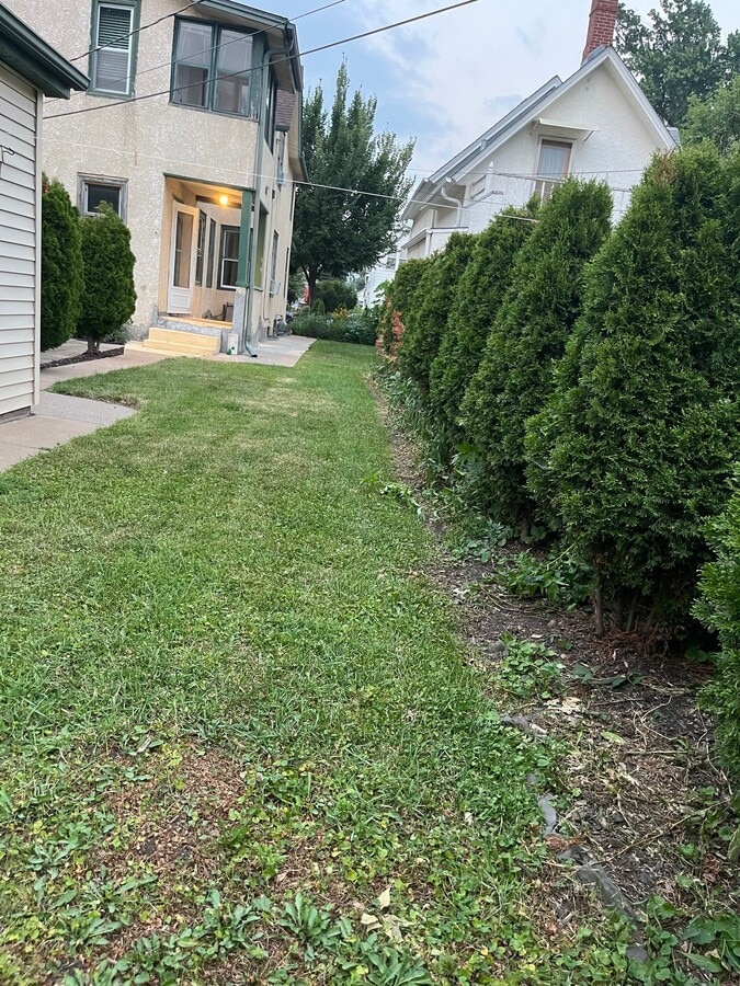 Photo - 646 NE Madison St Unidad 1